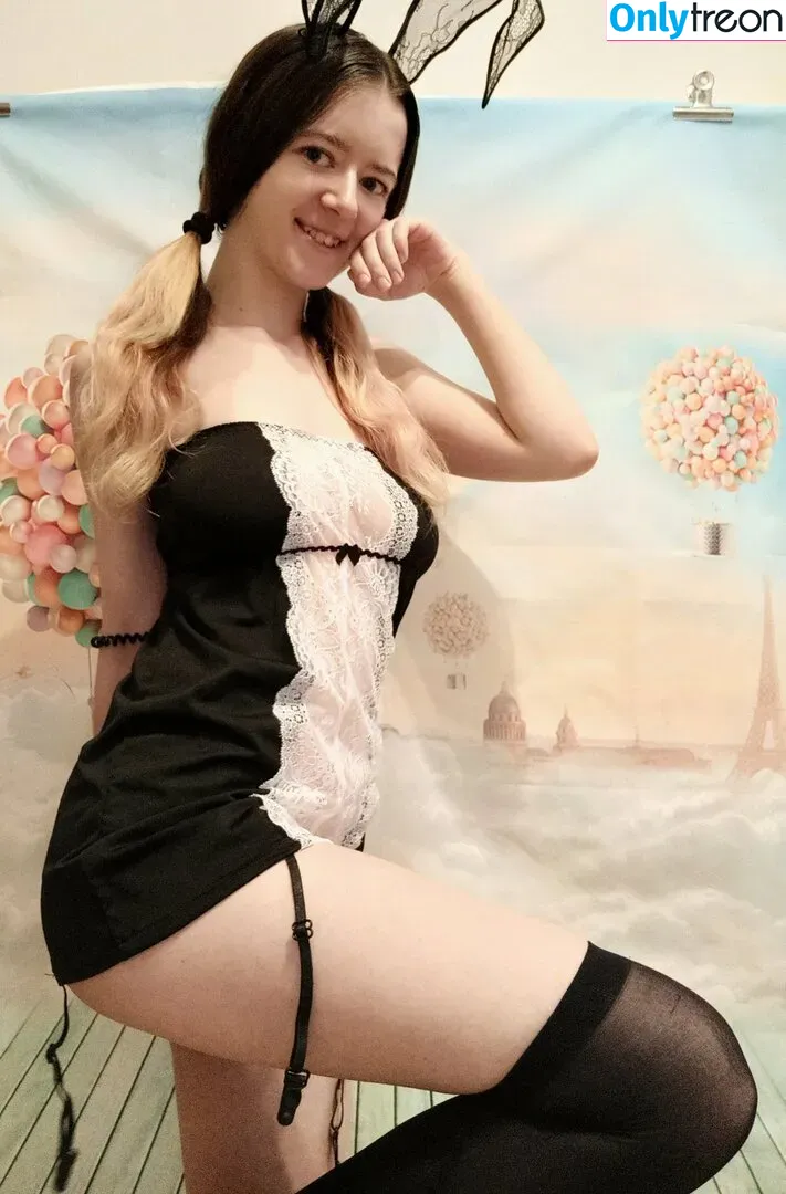 b-kitty nude photo #0017 (kittypawskids)