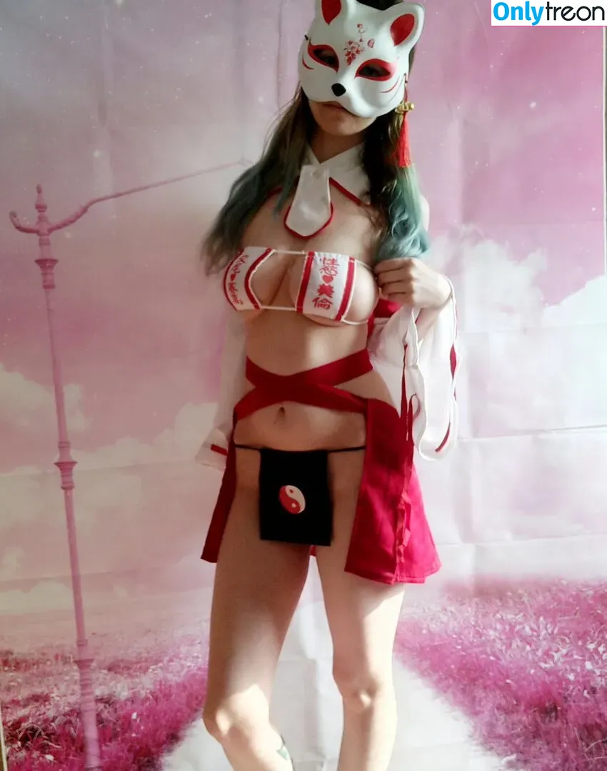b-kitty nude photo #0029 (kittypawskids)