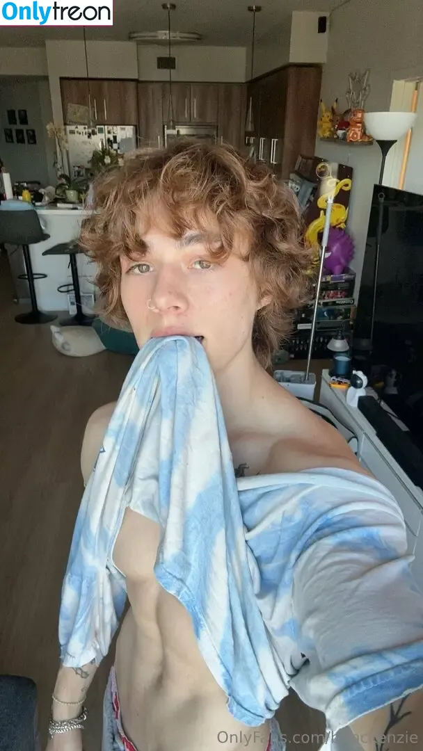 b.mckenzie nude photo #0029 (moonchild_108)
