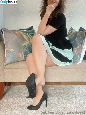 b_pantyhose2 / bries_pantyhose фото голая #0005