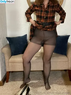b_pantyhose2 / bries_pantyhose фото голая #0011