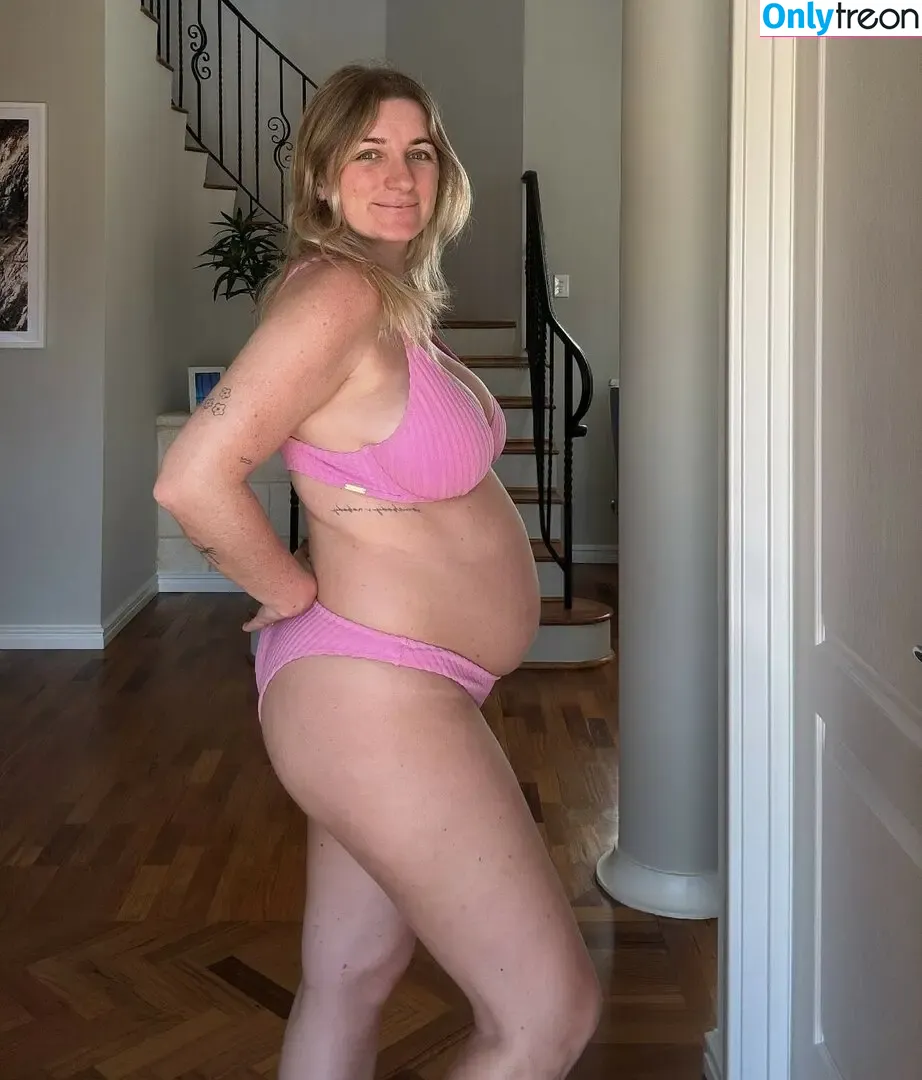 B.rookelambert nude photo #0006 (B.rookelambert)