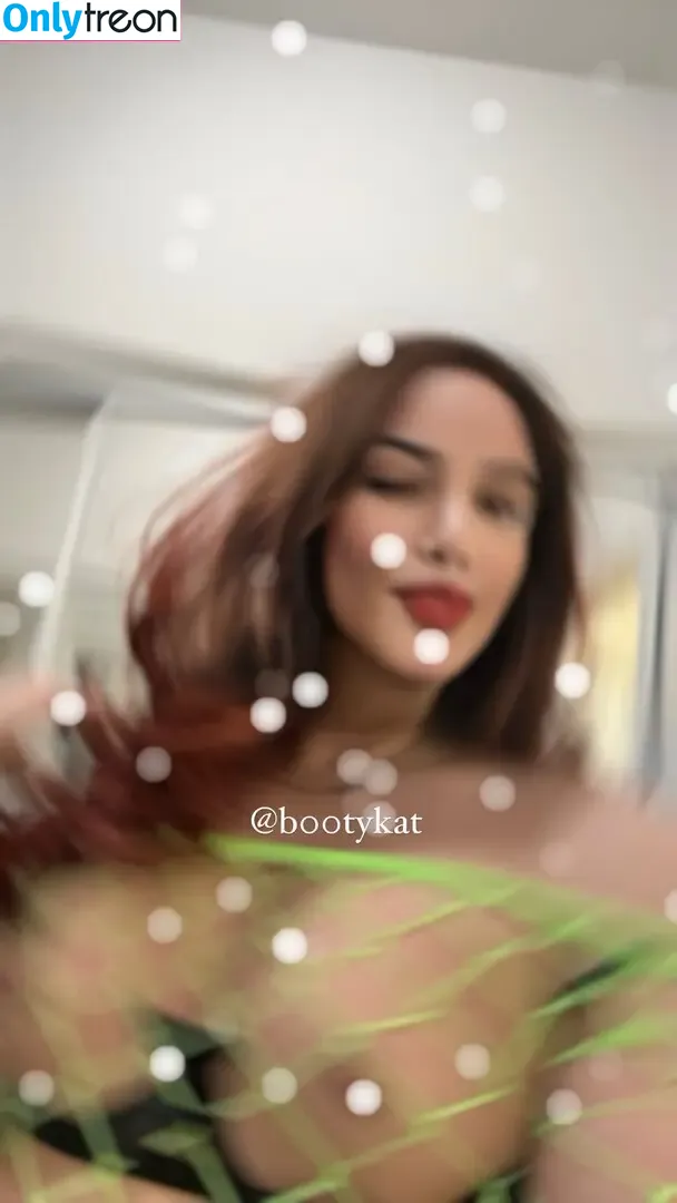 B00tyKat nude photo #0002 (innthepocket)