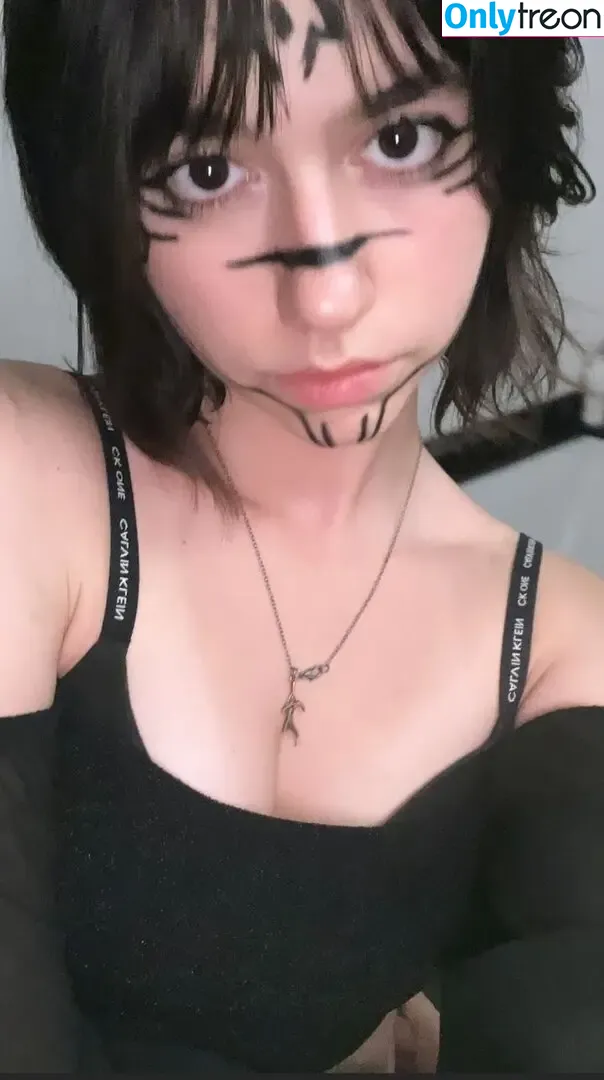 B6bybat nude photo #0009 (B6bybat)