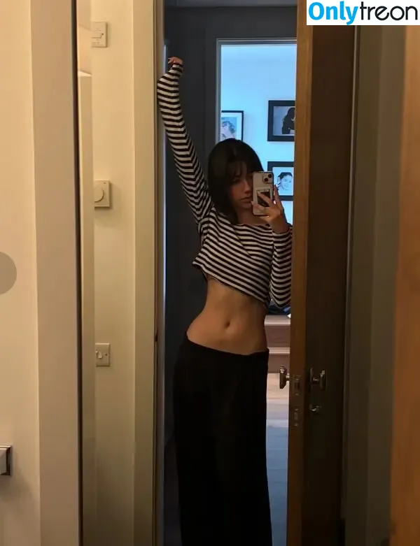 B6bybat nude photo #0016 (B6bybat)