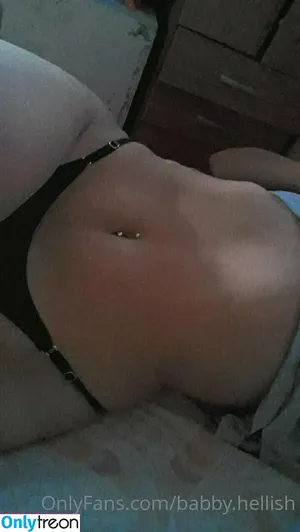 babbyhellish / babbby_kells nude photo #0004