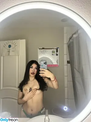 babieecheriee / _brilliant_promo / melaniecraycray nude photo #0003