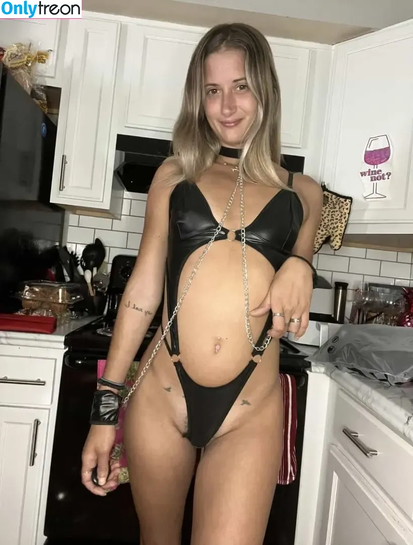 Baby Bri nude photo #0046 (Slimthickbrireels / slimthickbri)
