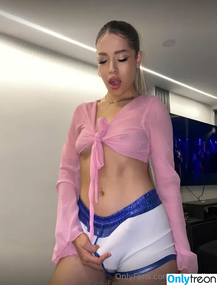 Baby_Nika nude photo #0032 (besitobaby / niikkkaa)