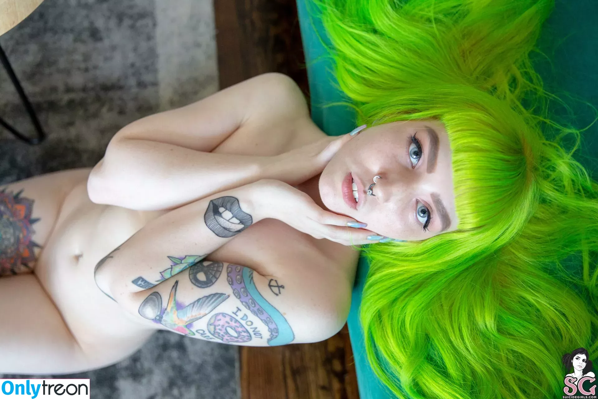 babycakes1920 nude photo #0100 (babycakes._ / cygnet suicide / pa1s_)