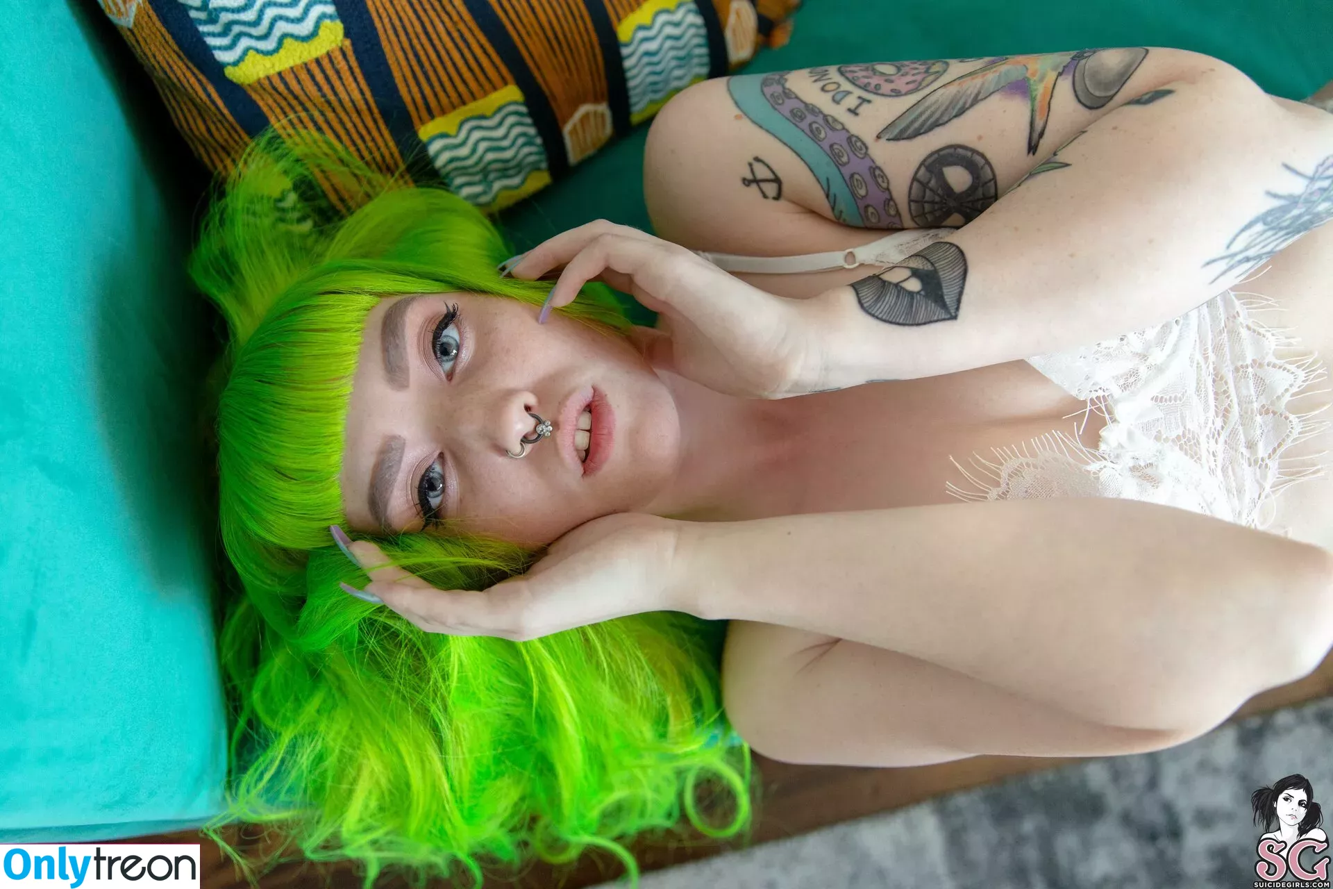 babycakes1920 nude photo #0123 (babycakes._ / cygnet suicide / pa1s_)