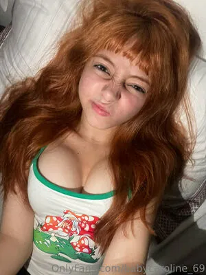 babycaroline_69 / carolinlopes6 фото голая #0026