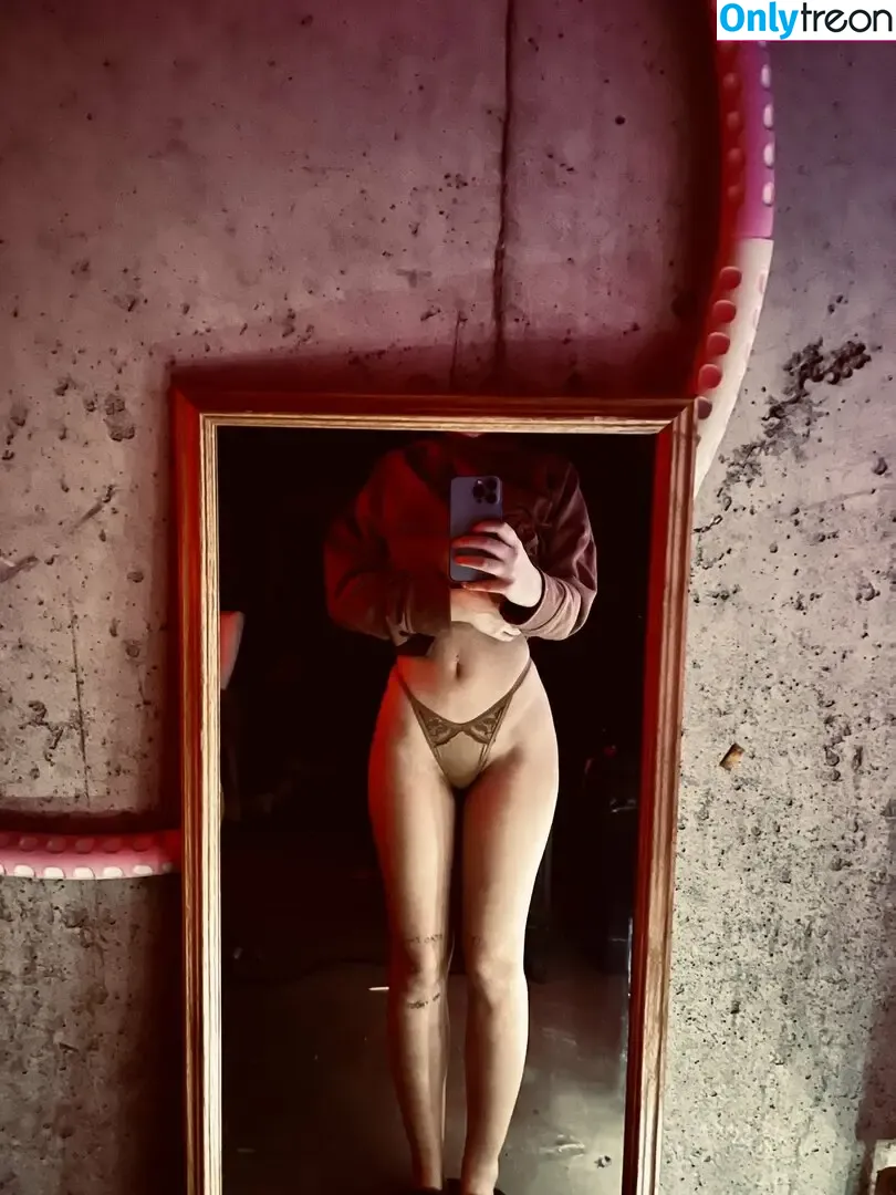 babydaeee голая photo #0006 (babydae666 / hey.its.dae)