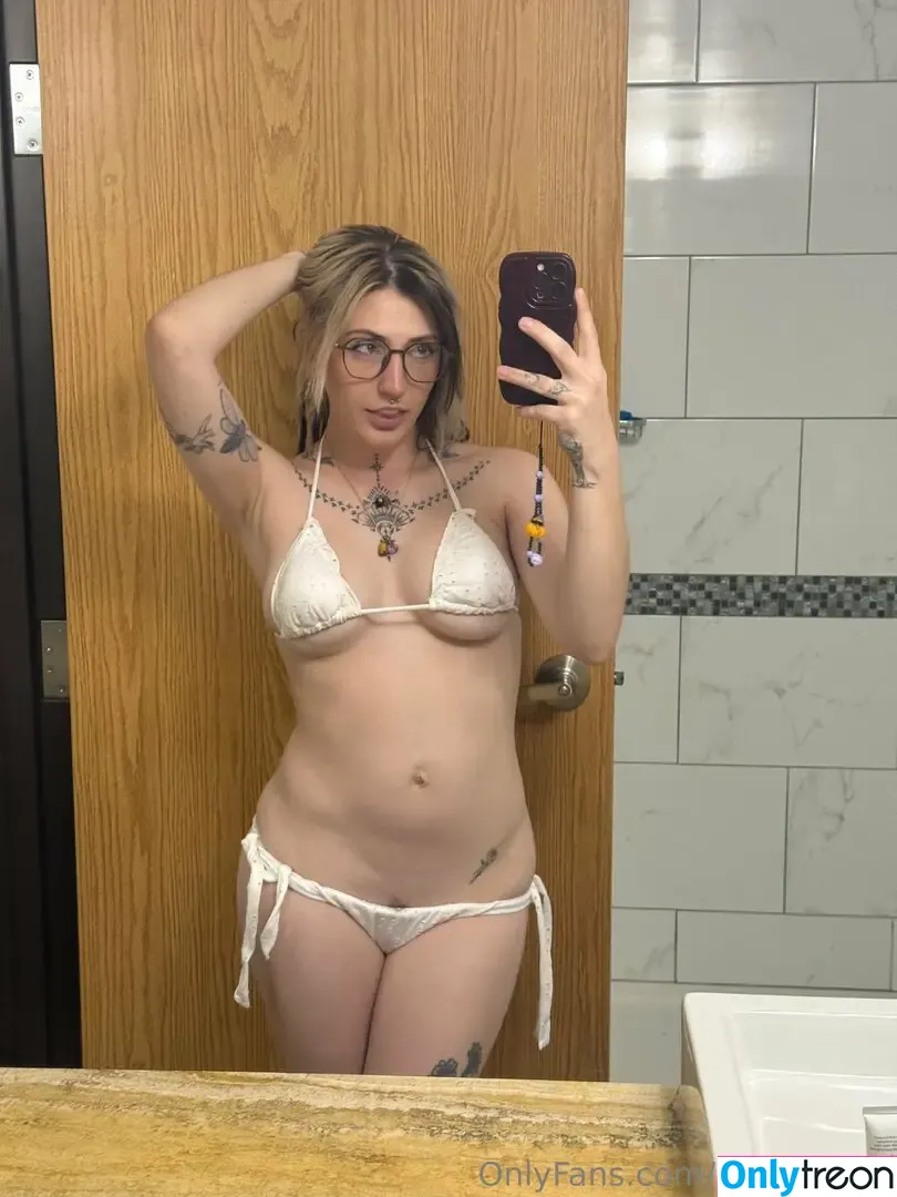 babyfawnx nude photo #0152 (babyfawnxo)