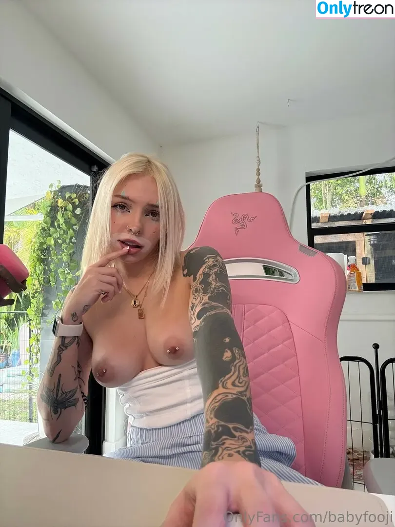 babyfooji голая photo #3121 (peachtot / peachtot.cosplay)