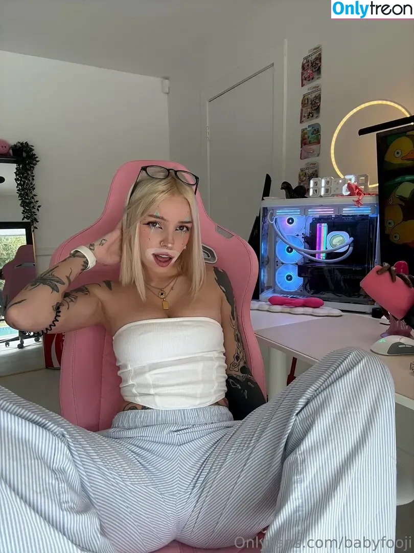 babyfooji голая photo #3129 (peachtot / peachtot.cosplay)
