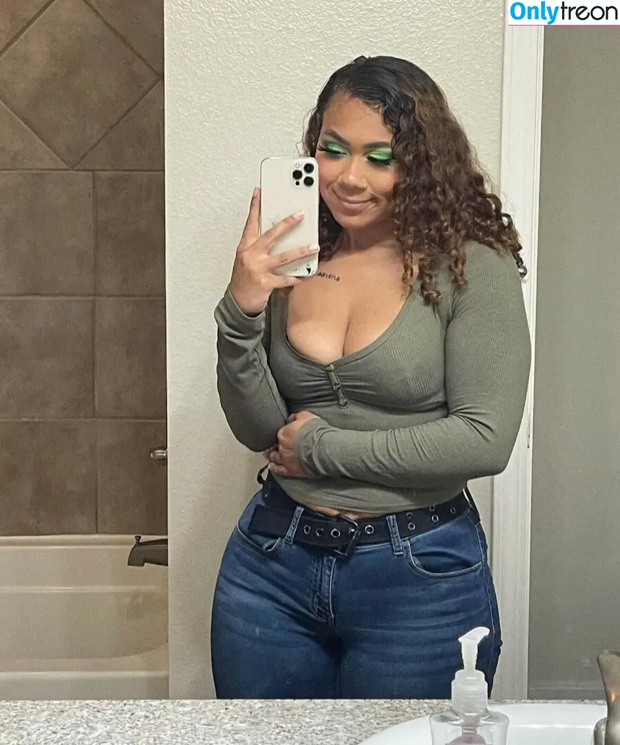 babyshae.23 nude photo #0004 (Sh6ee / Shae bae / itsbabyshae)