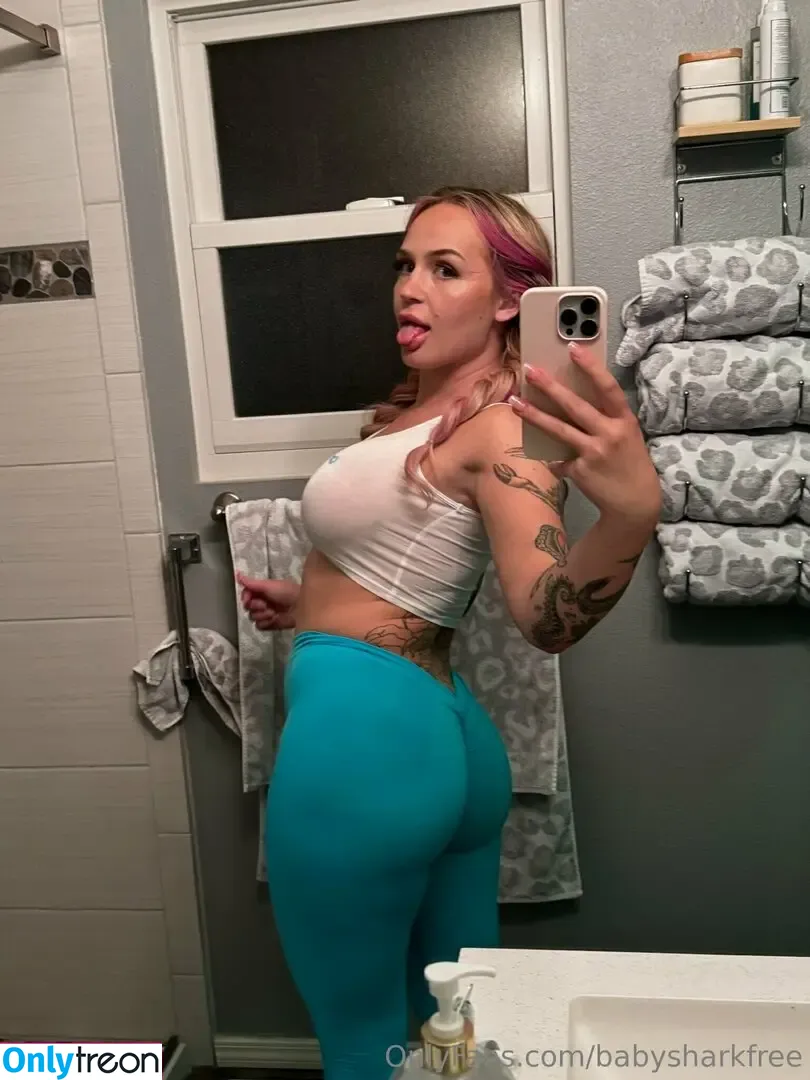 babysharkfree nude photo #0027 (black_square_tattoo_hub)