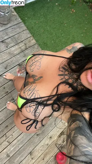  nude photo #0004