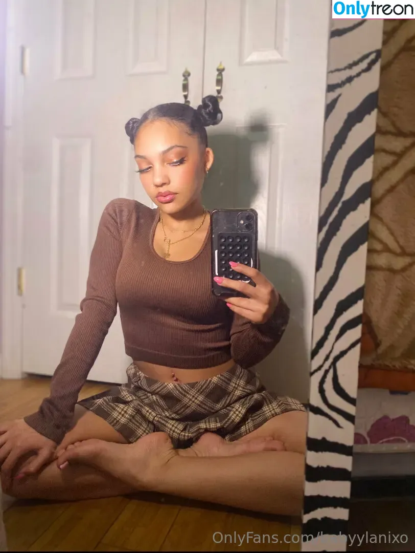 babyylanixo nude photo #0017 (babygirlcielo)