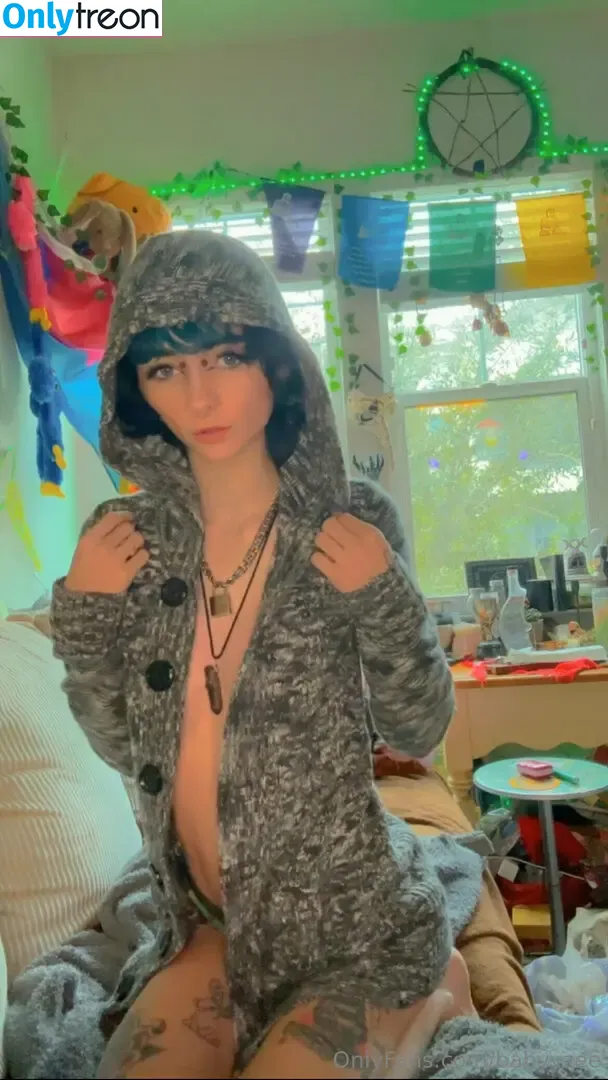 Babyyzee nude photo #0500 (babyyzee_)
