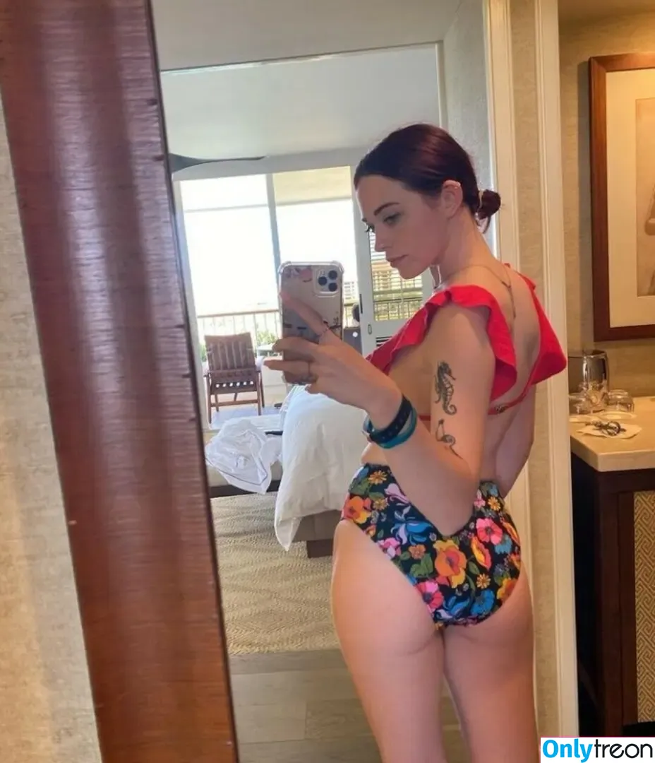 babyzoeyx nude photo #0024 (xoxo_goldengirls / zoeybrooks)