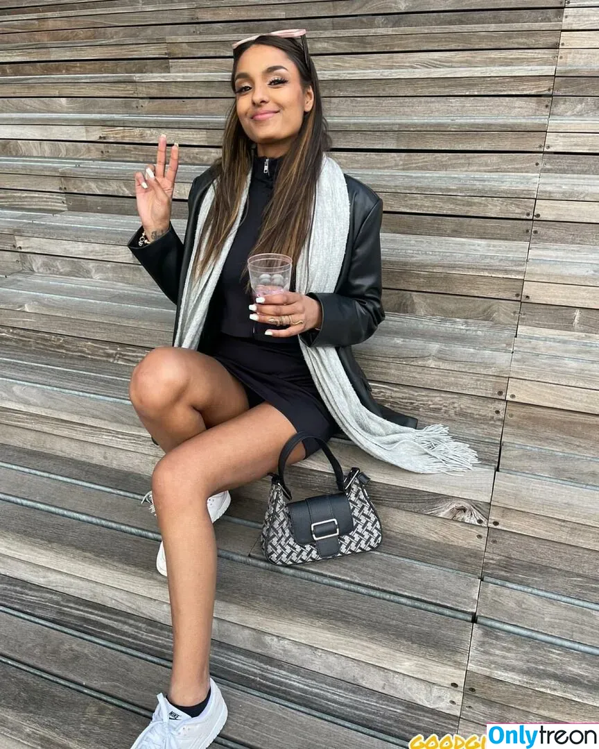 Bad Girl Kaira nude photo #0251 (Goodgirlxkaira / badgirlxkaira)