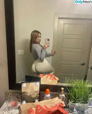 Bad.val / Vall.dlt nude photo #0005