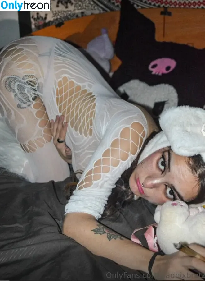Badbixbrart голая photo #0046 (Badbixbratz)