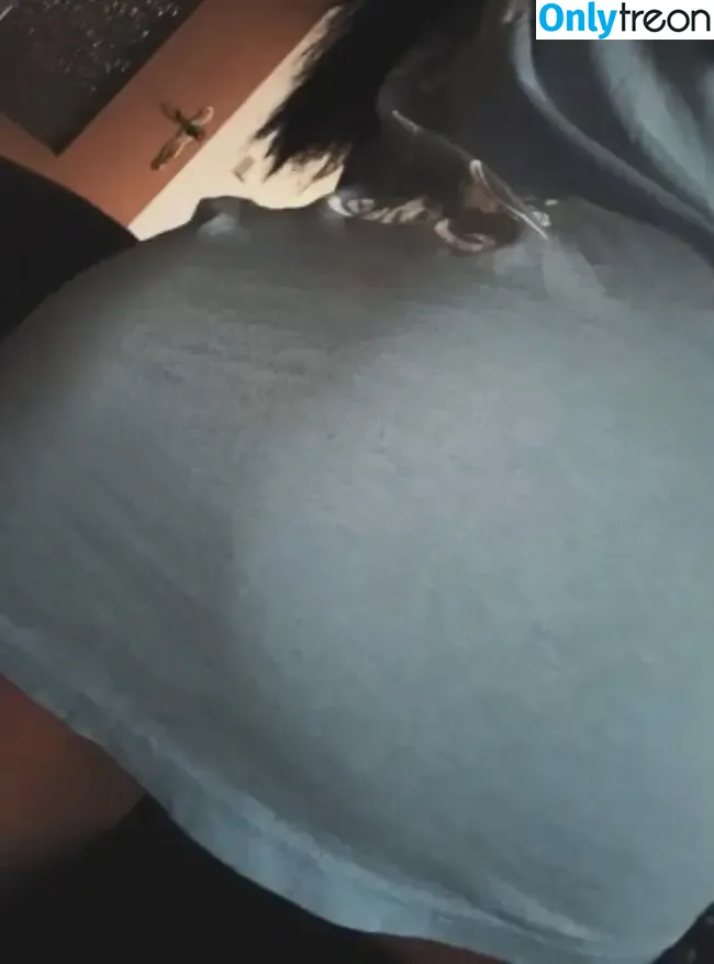 Badbxnny nude photo #0032 (_annibxnny_)