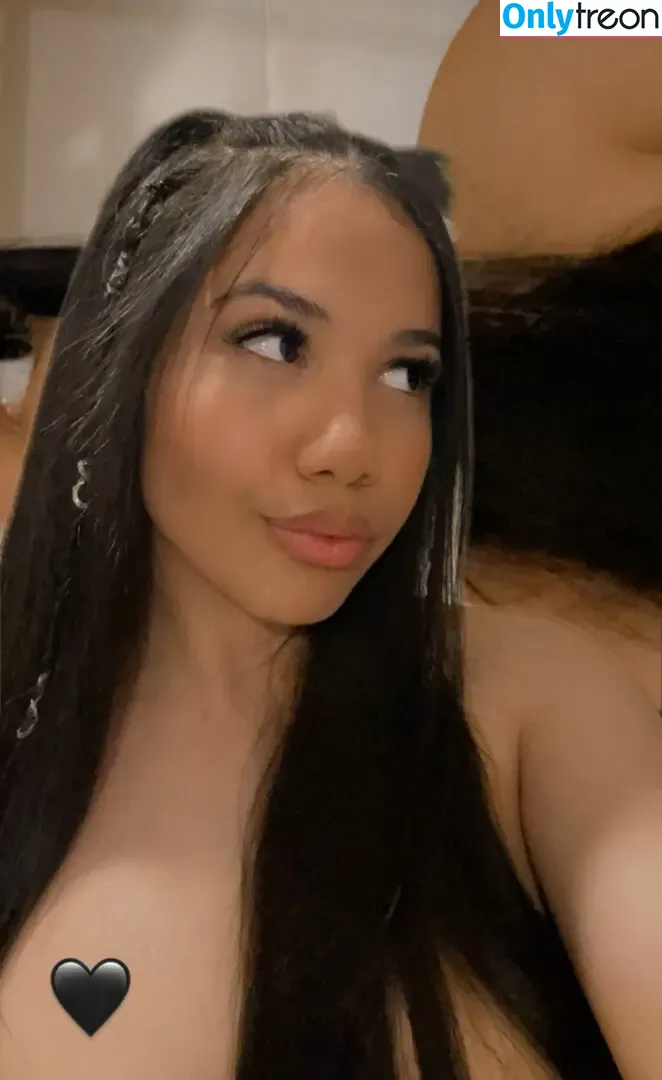 Badbxnny nude photo #0048 (_annibxnny_)