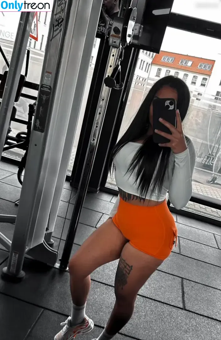 Badbxnny nude photo #0056 (_annibxnny_)