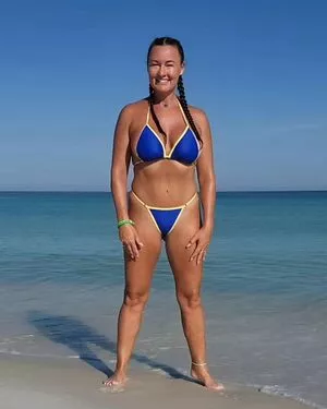Baddie2thebone / Fitlakemomma / fit_lake_momma фото голая #0140