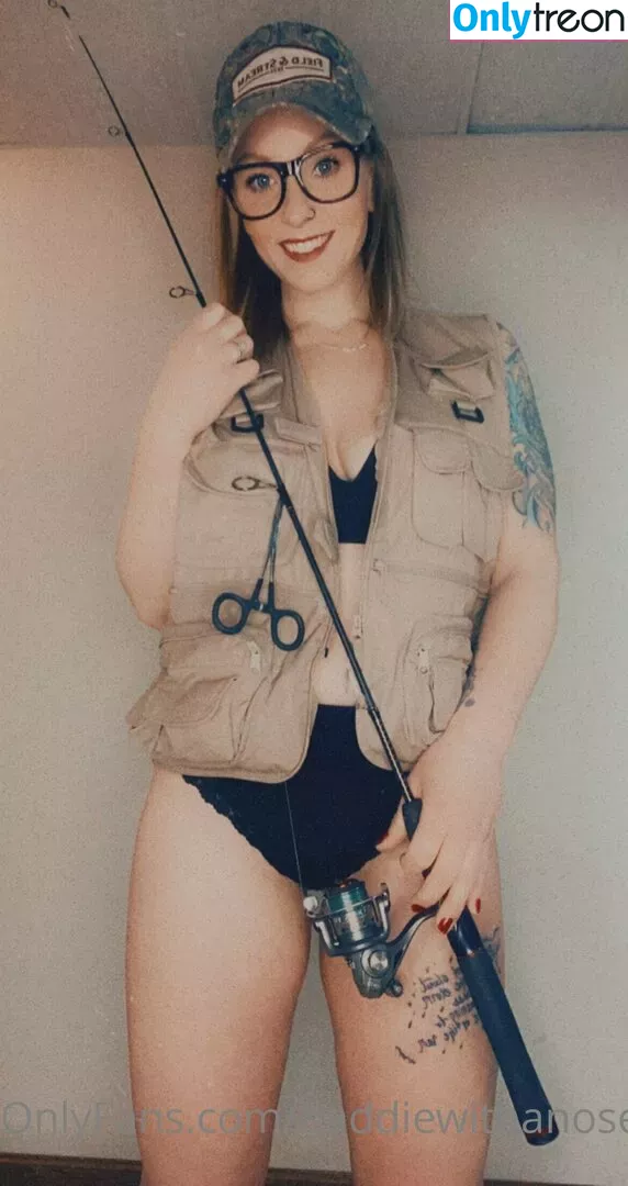 baddiewithanosering голая photo #0042 (baddie_keke1)