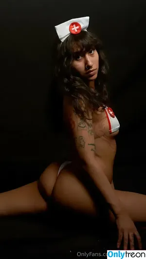  nude photo #0009