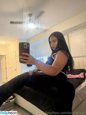 badlilshego / asshleyyy.g nude photo #0201