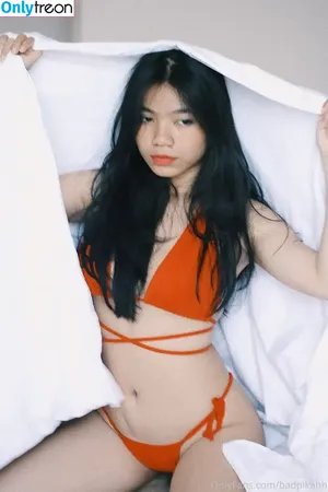 Badpikahh nude photo #0008