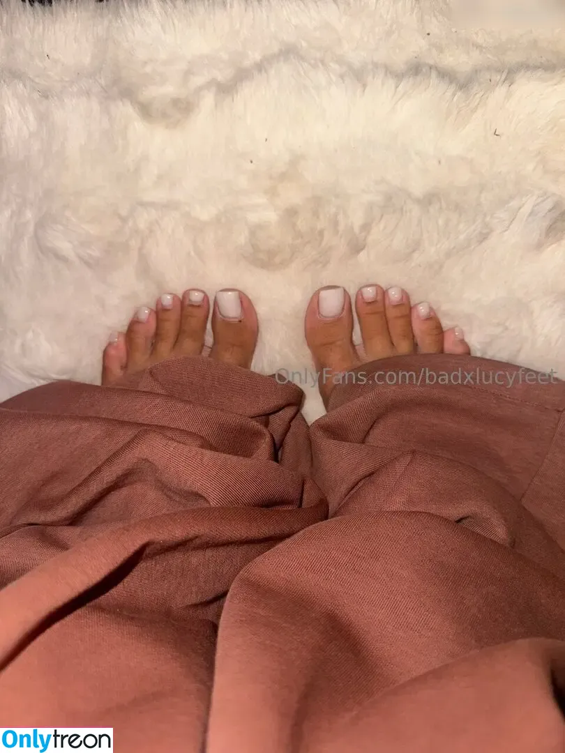 Badxlucyfeet голая photo #0026 (paulinasprettyfeet)