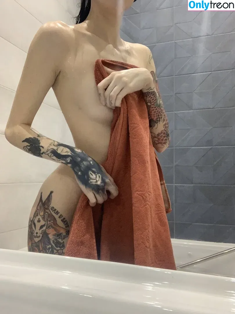 bafomeet nude photo #0008 (eva.ggwp / evka.blin / msbaphomet)