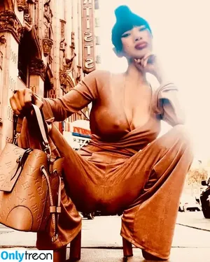 Bai Ling / iambailing фото голая #1424