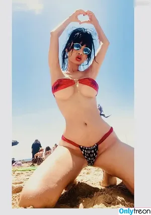 Bai Ling / iambailing фото голая #1433