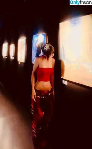 Bai Ling / iambailing фото голая #1611