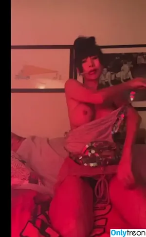 Bai Ling / iambailing фото голая #1813