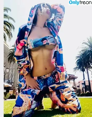 Bai Ling / iambailing фото голая #1845