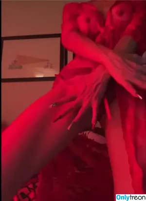 Bai Ling / iambailing фото голая #1903