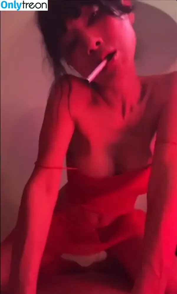 Bai Ling nude photo #1911 (iambailing)