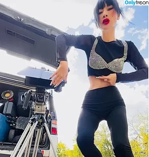 Bai Ling / iambailing фото голая #2052