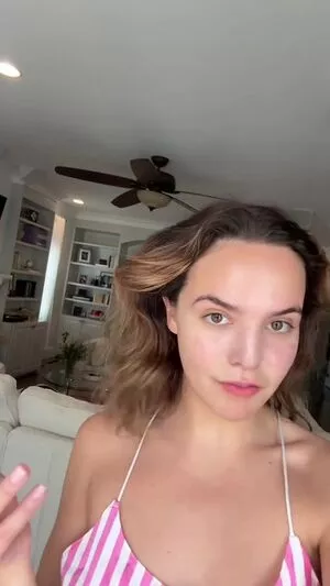 Bailee Madison / baileemadison / bailey_madis0n nude photo #0047