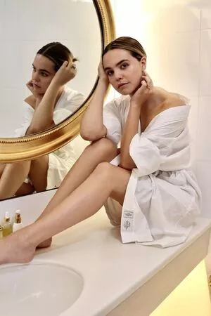 Bailee Madison / baileemadison / bailey_madis0n nude photo #0285