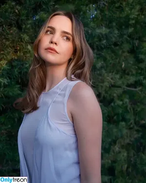 Bailee Madison / baileemadison / bailey_madis0n nude photo #0643